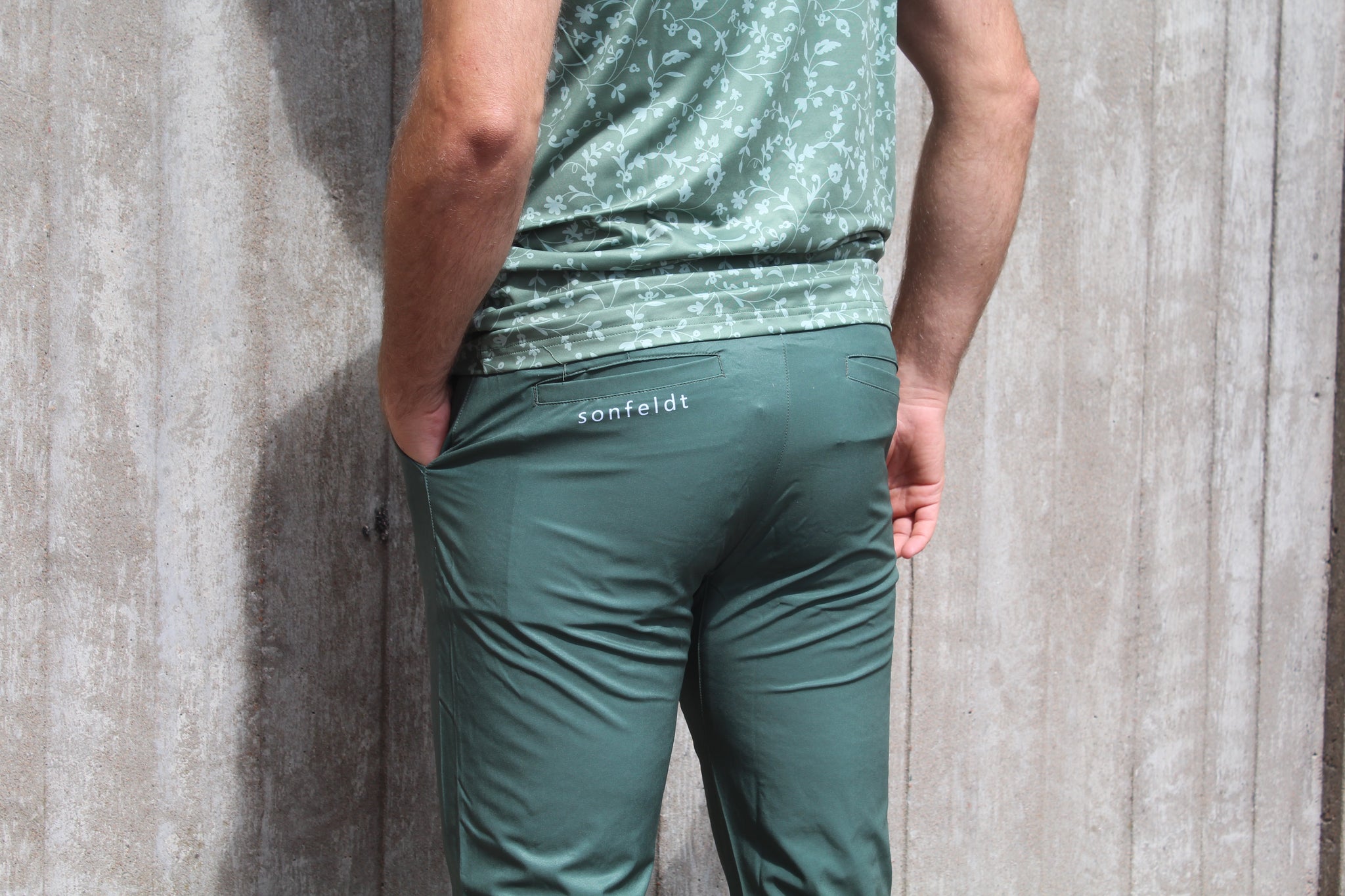 Army green stretch pant
